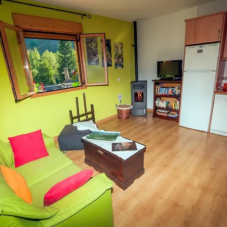 Rural House With Jacuzzi And Fireplace In The For 2 People Casa vacanze