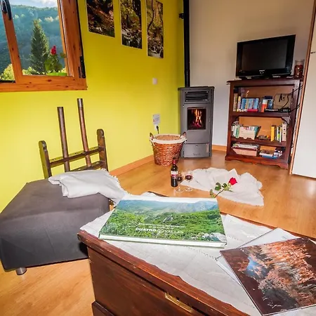 Rural House With Jacuzzi And Fireplace In The For 2 People Casa vacanze Riello
